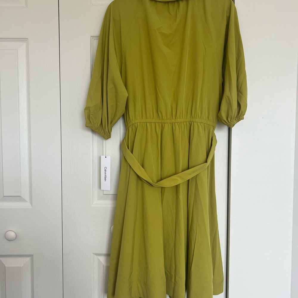 Calvin Klein lime Midi Dress with Notched Collar and elastic Sleeves size 14 - Picture 3 of 4